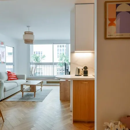 We Parisian Vanneau Cozy *