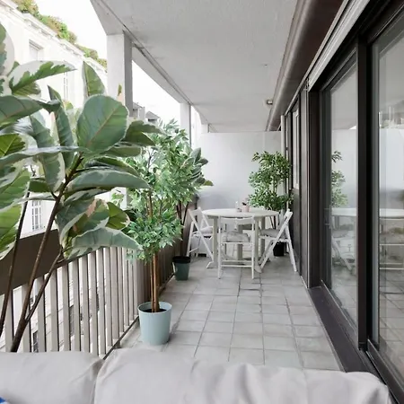 We Parisian Vanneau Cozy Apartment Paris